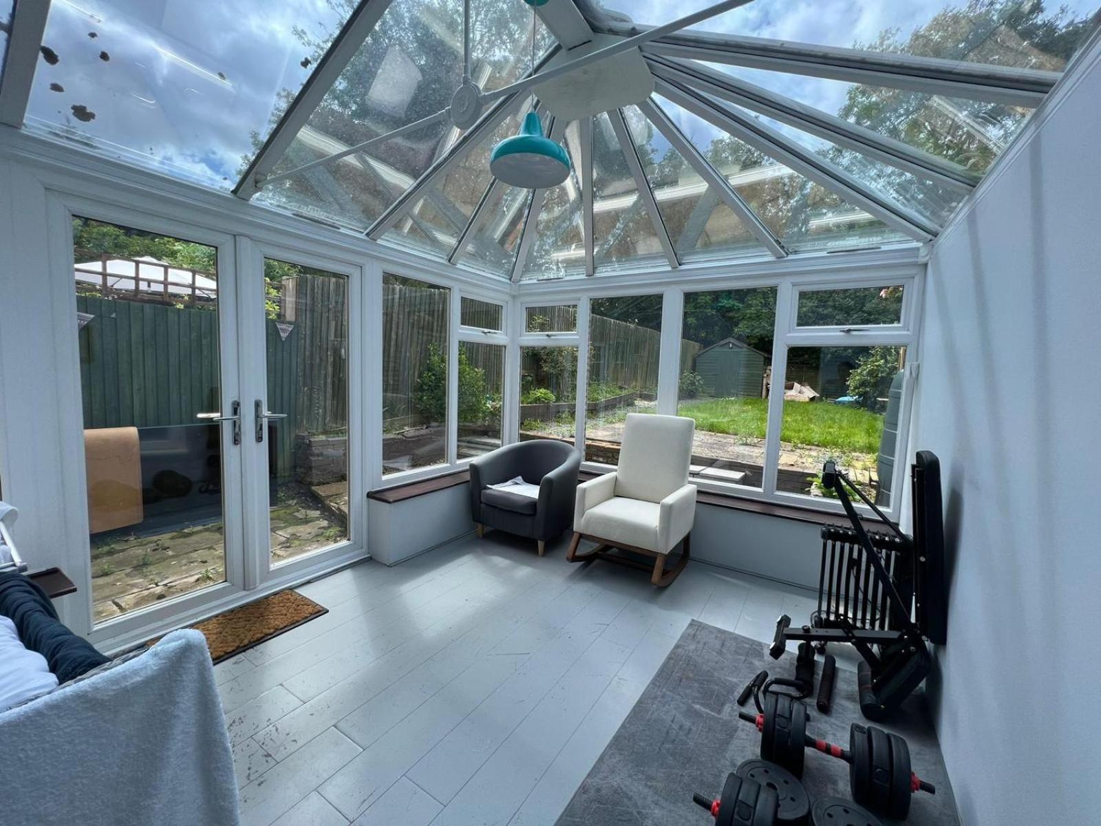 Beautiful Conservatory Home Loughton  Esterno foto